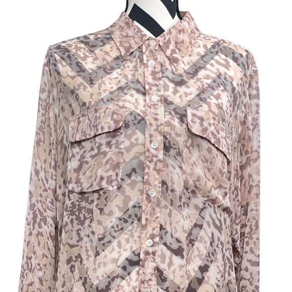 Equipment 100% Silk Sheer Leopard Print Long-Sleeve Button Down Front Blouse - Picture 11 of 12